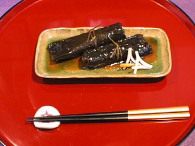 ���z����