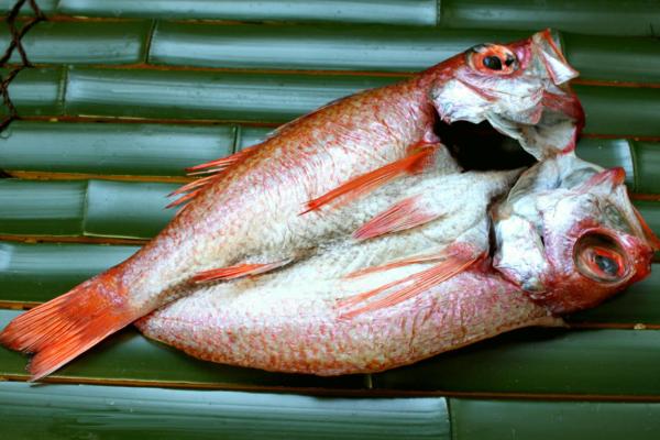 �̂ǂ���̈�銱